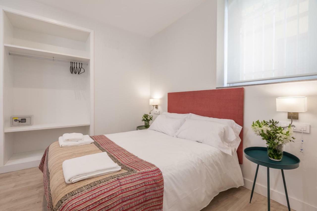 Apartamentos Rg Suites Jardines De Murillo Sevilla Exteriér fotografie