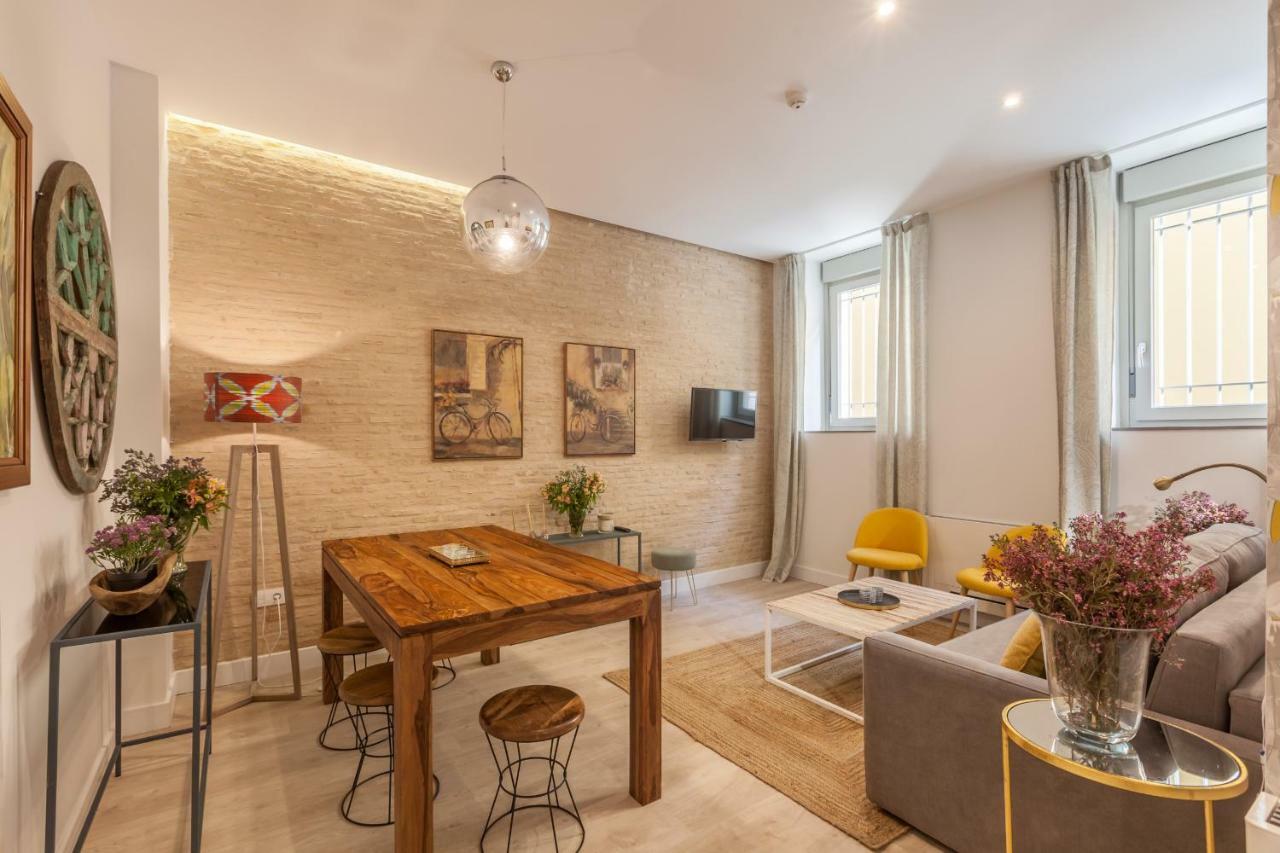 Apartamentos Rg Suites Jardines De Murillo Sevilla Exteriér fotografie