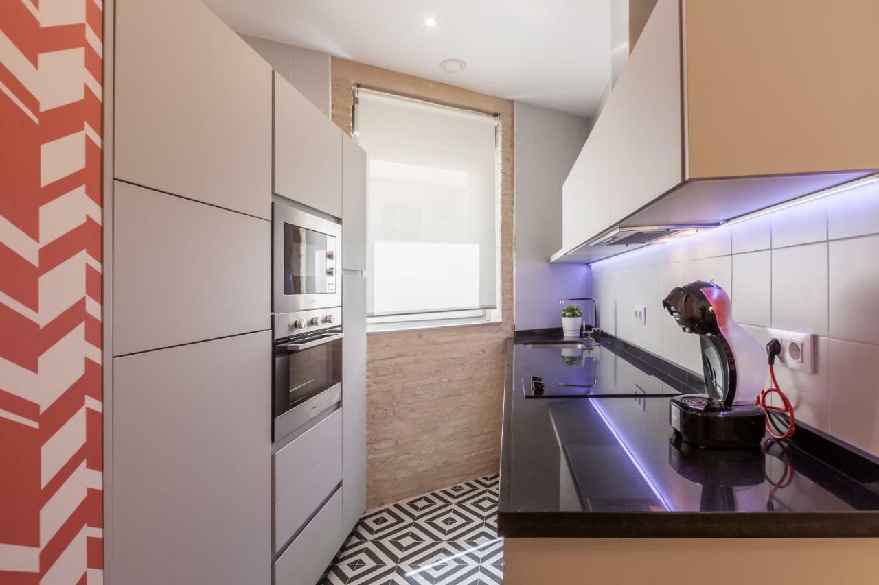 Apartamentos Rg Suites Jardines De Murillo Sevilla Exteriér fotografie